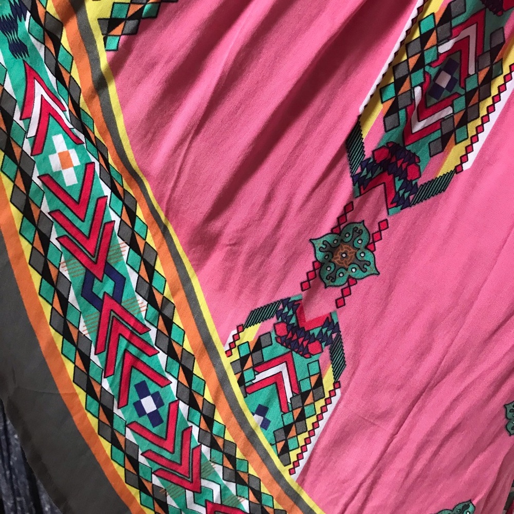 Pink Aztec pattern high low dress - Picture 6 of 8